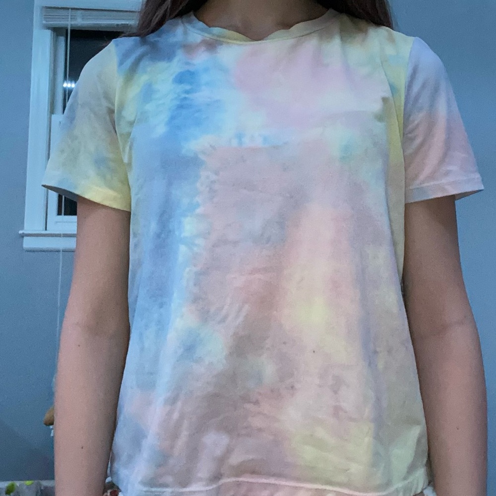 Tie dye wallflower junior’s shirt
